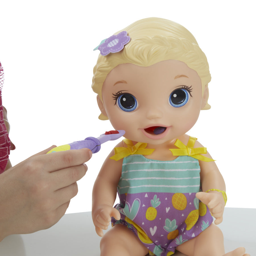Baby alive snackin lily blonde hot sale